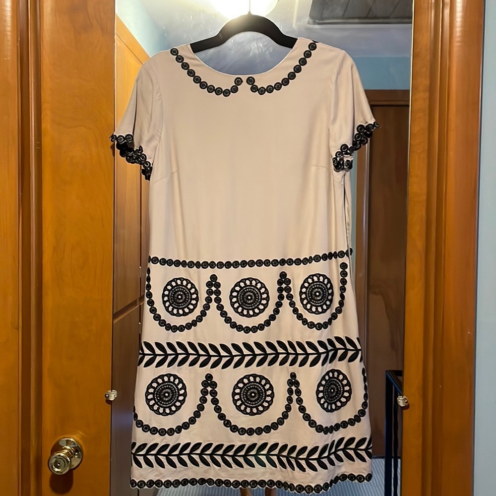 Boden dress size 8.  Fully lined beige with black embroidery